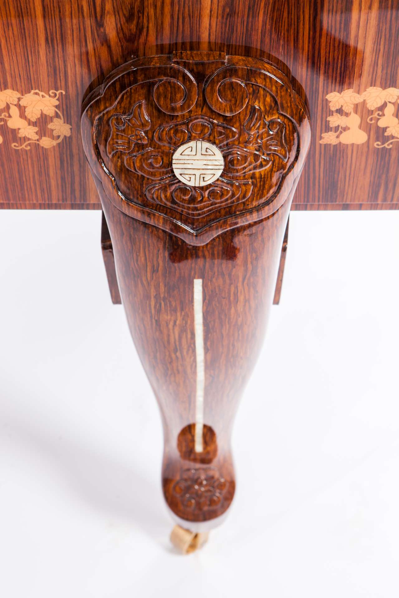 Mango Wood Inlaid Marquetry Veneer1