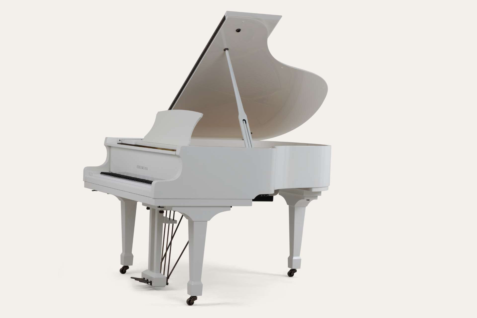 Classic Flugel In White(3)